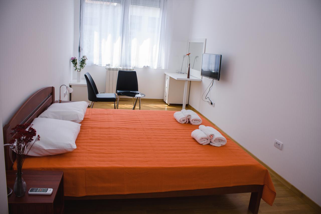 Botanical Garden Apartments Белград Екстериор снимка