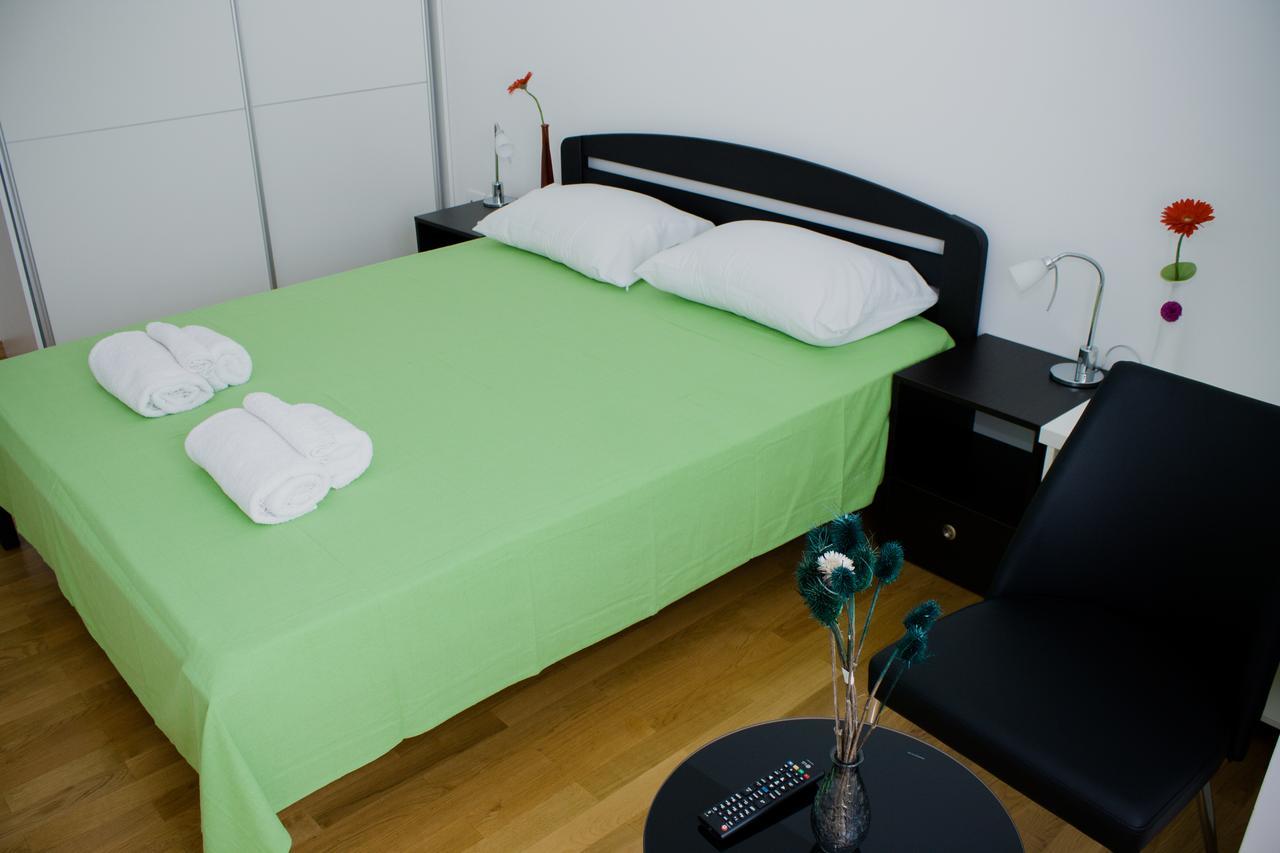 Botanical Garden Apartments Белград Екстериор снимка